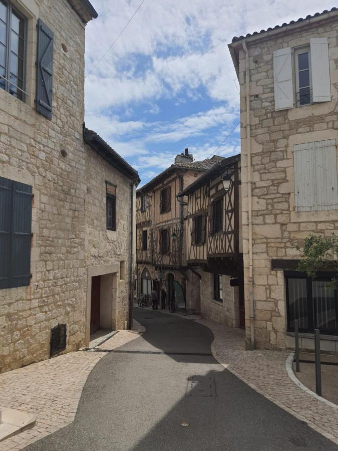 L'Edredon De Josephine Apartment Montcuq Exterior foto